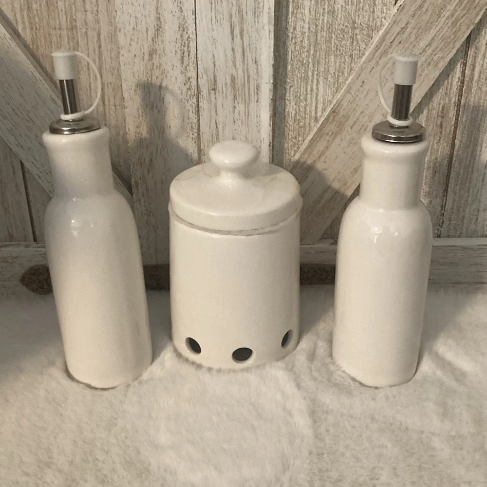 Target BP Ceramic Garlic Keeper and Ceramic Oil & Vinegar